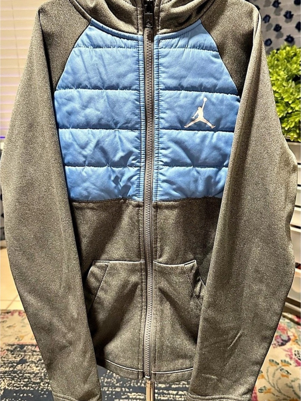Jordan Boys Medium Gray & Blue Jacket